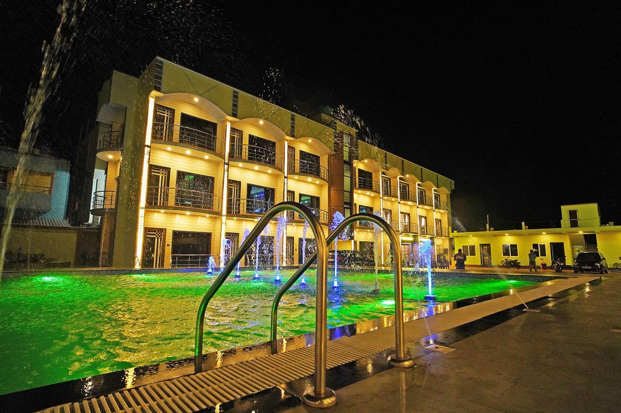 India Beach Resort !! Front Sea View !! Mandarmani Extérieur photo