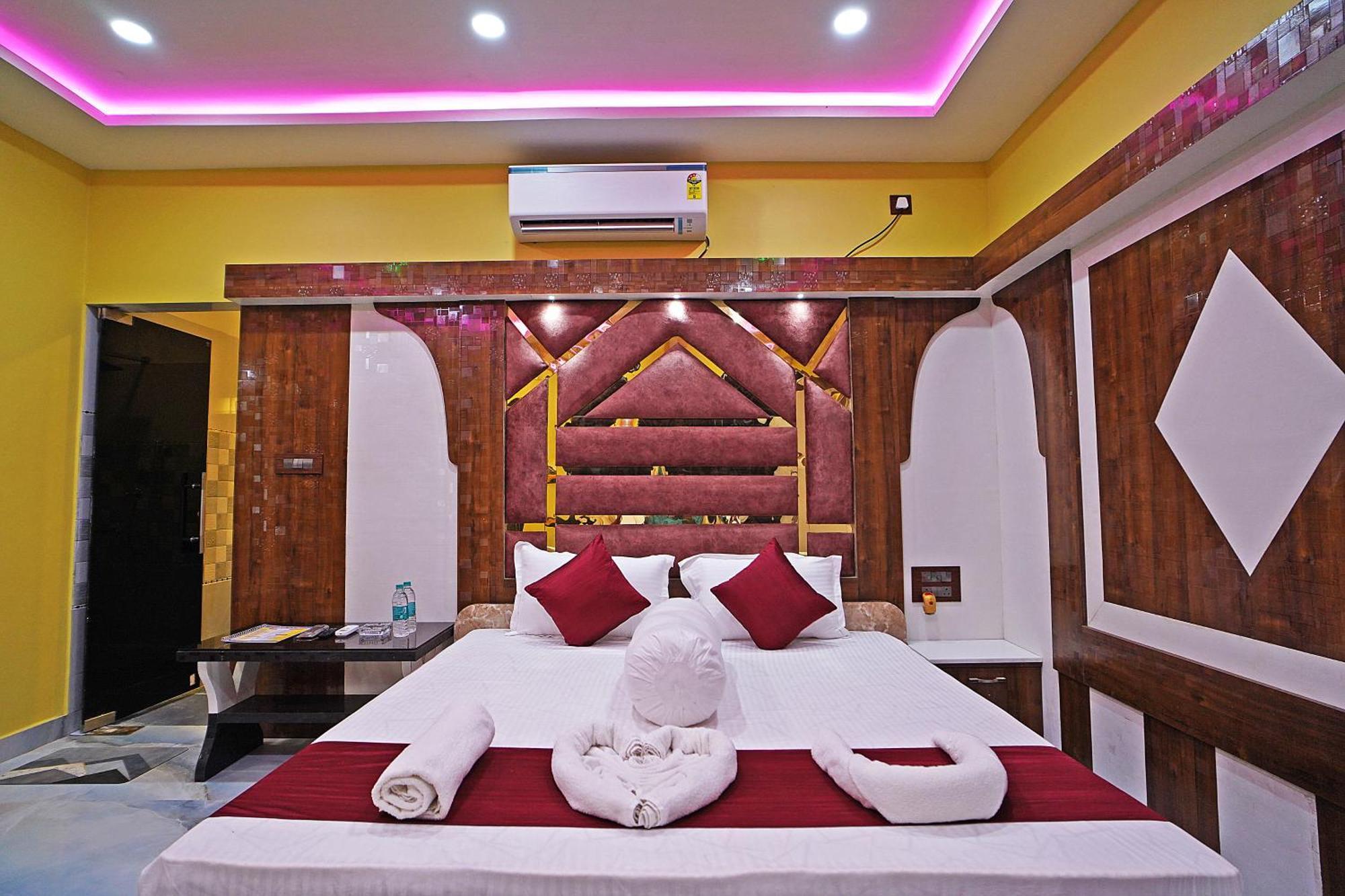 India Beach Resort !! Front Sea View !! Mandarmani Extérieur photo
